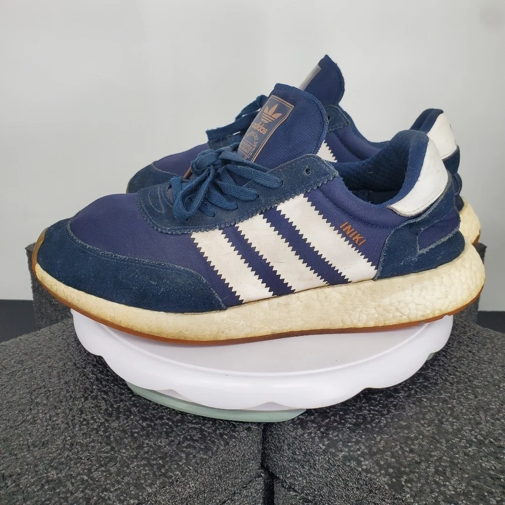 adidas Iniki Runner I-5923 Collegiate Navy Boost Gum Sole Men's 11.5 Shoes